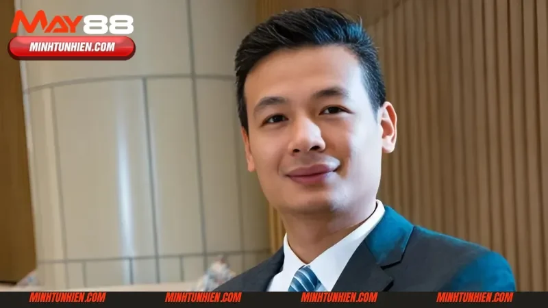 Tiểu sử Nguyễn Xiên Khanh 